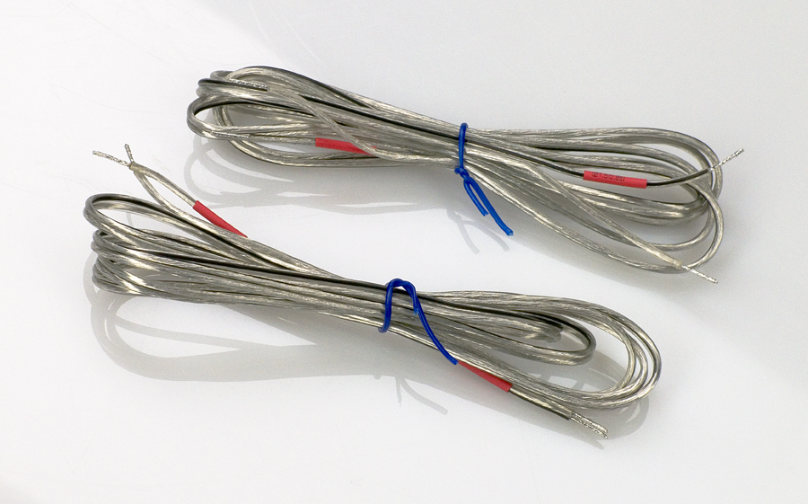 Pioneer X-HM72 - кабели для АС из комплекта поставки