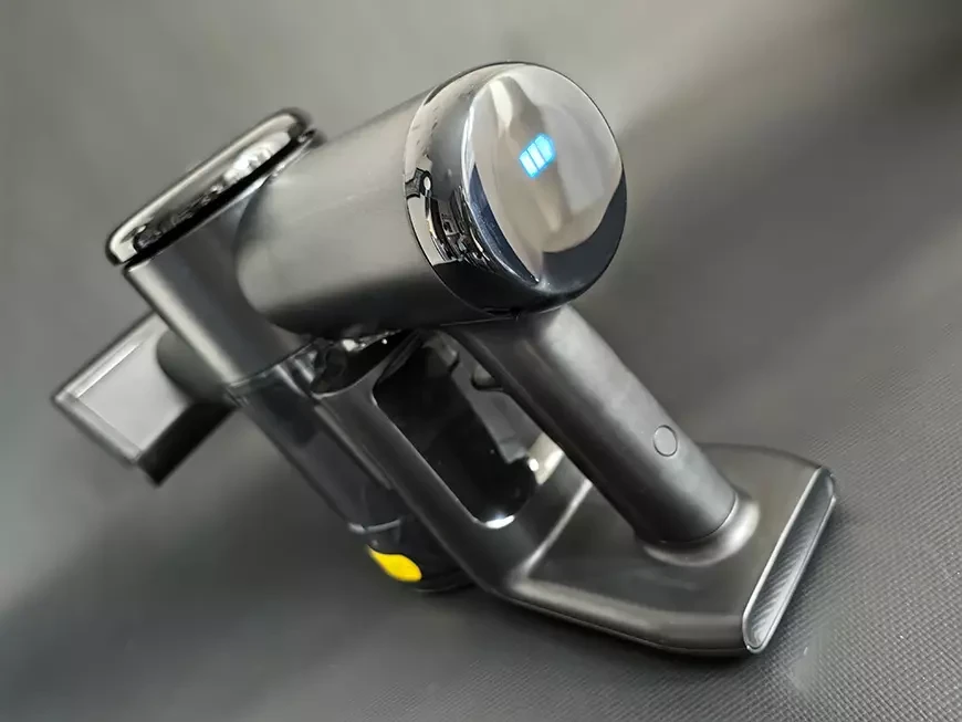 Робот-пылесос с многофункциональной док-станцией + ручной аккумуляторный пылесос ECOVACS DEEBOT T30S COMBO