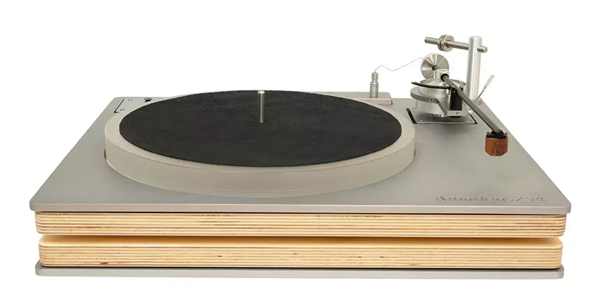 4. Well Tempered Lab AMADEUS 254 GT