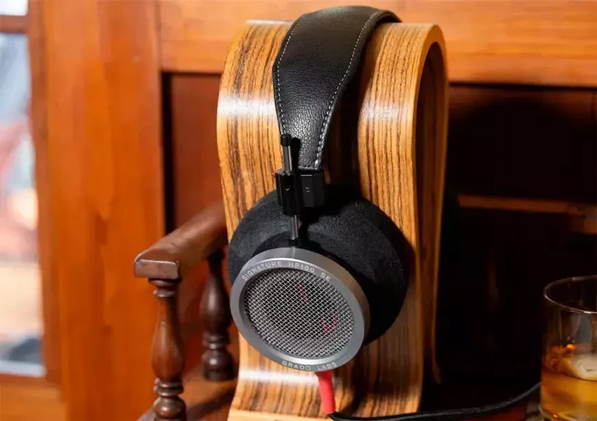 1. Grado Signature HP100 SE