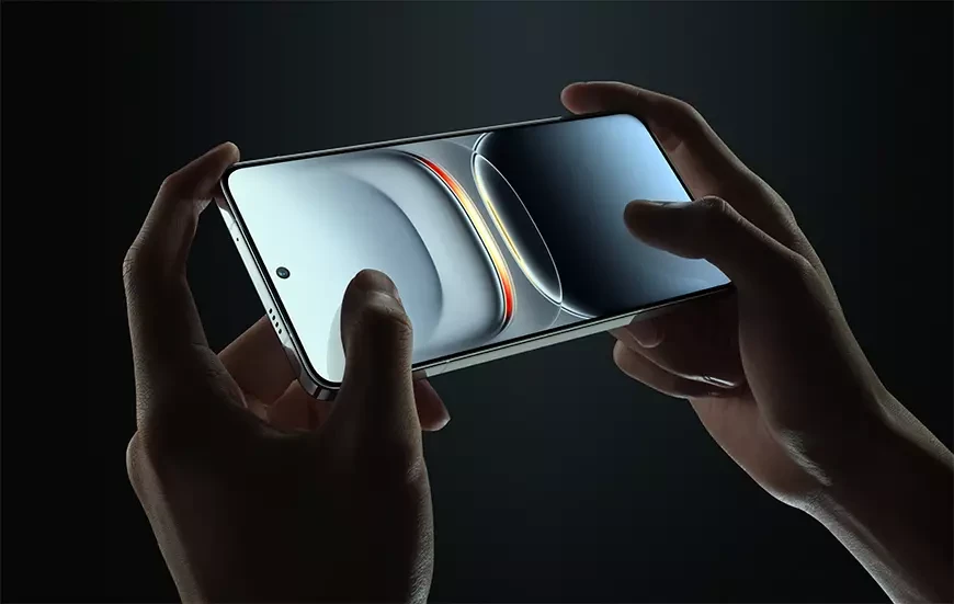 Игровой смартфон iQOO 13