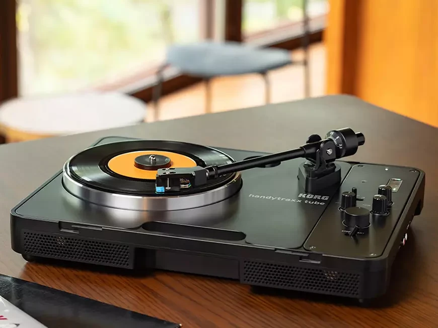 4. Korg Handytraxx Tube