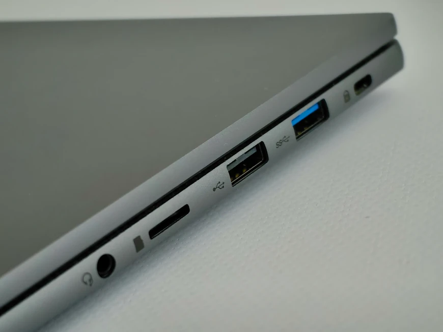 Ноутбук DIGMA PRO Pactos