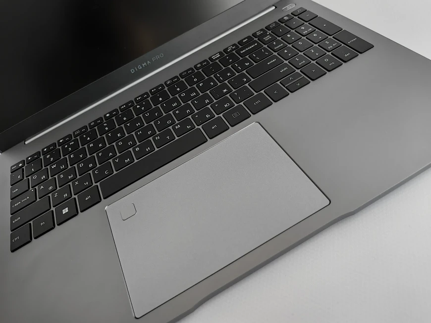 Ноутбук DIGMA PRO Pactos