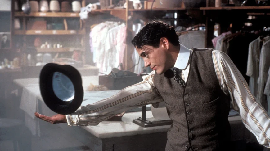 50 лучших фильмов 1992 года – стрельба с двух рук, Бэтмен и Запах женщины