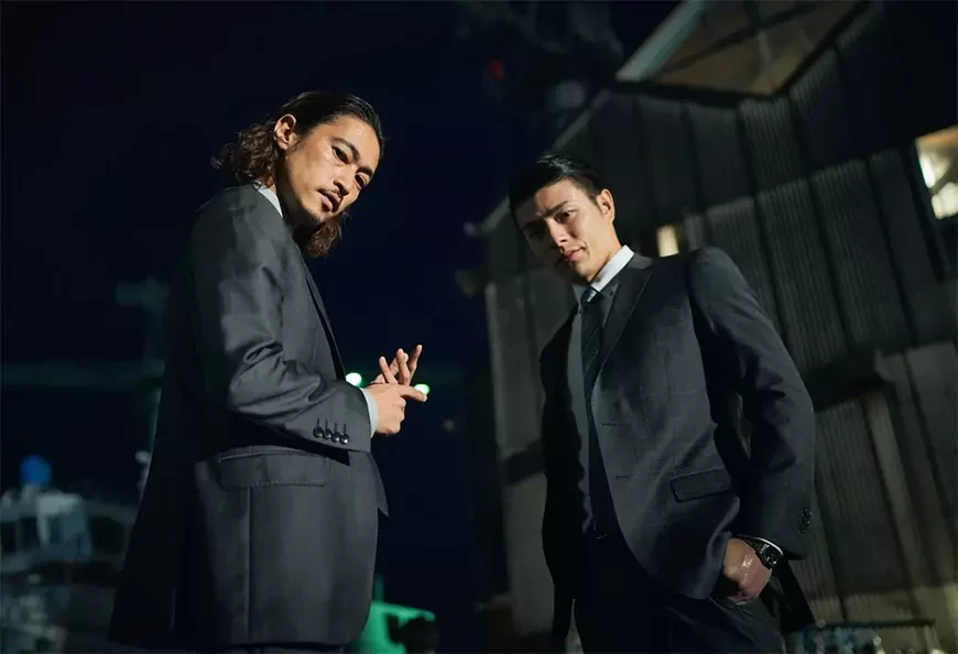 Долг/стыд / Giri/Haji (2019)