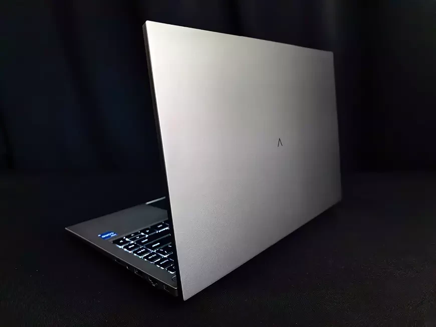 Ноутбук DIGMA PRO Fortis M