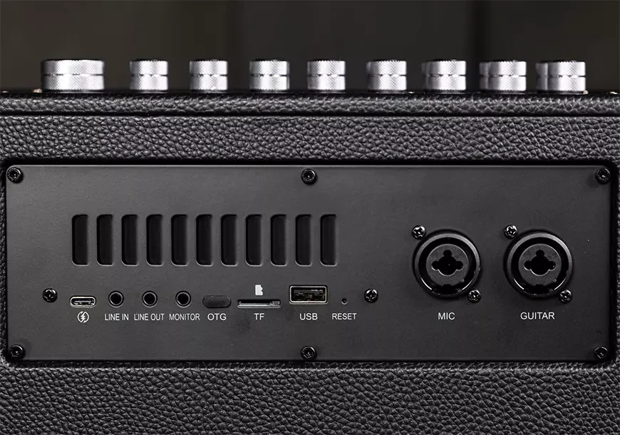 Беспроводная акустическая система / гитарный усилитель MusicHall SoundMaster Maestro