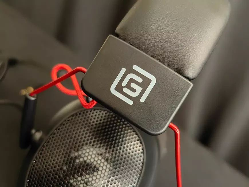 Стереофоническая проводная гарнитура ОКЛИК HS-L305G