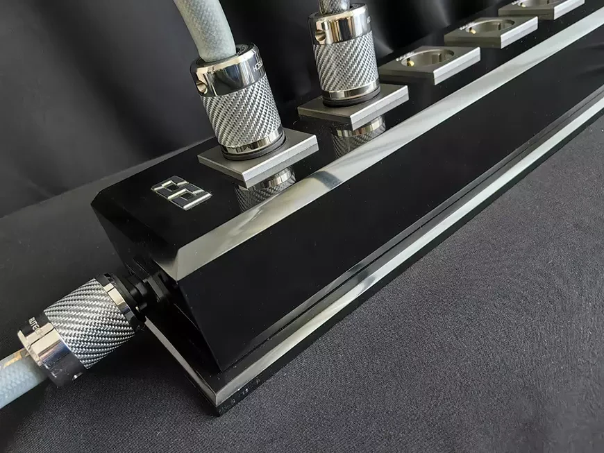 Распределитель питания Slonov Sound Design Soundstream-8 mkII