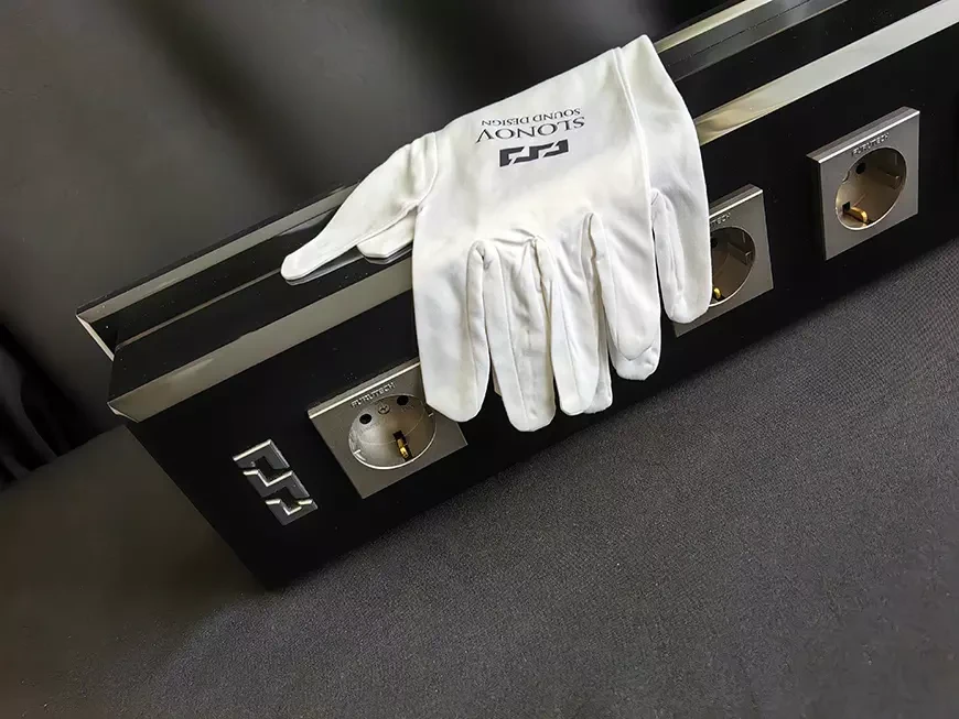 Распределитель питания Slonov Sound Design Soundstream-8 mkII