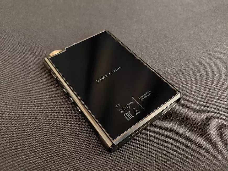 Портативный цифровой проигрыватель Digma Pro XT7