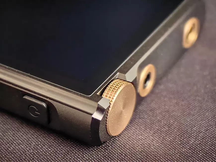 Портативный цифровой проигрыватель Digma Pro XT7