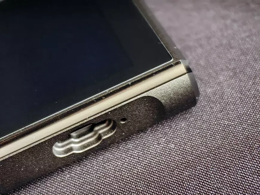 Портативный цифровой проигрыватель Digma Pro XT7