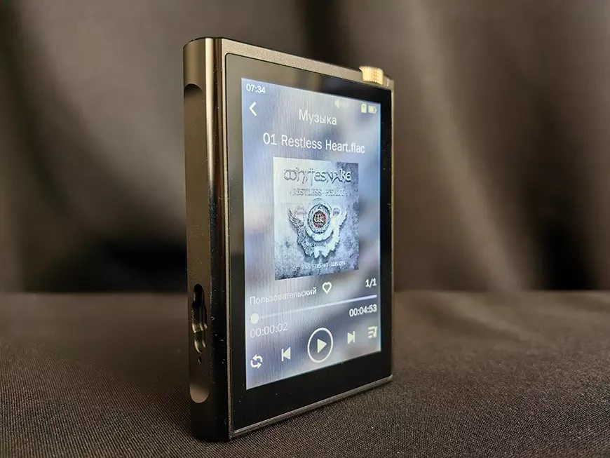 Портативный цифровой проигрыватель Digma Pro XT7