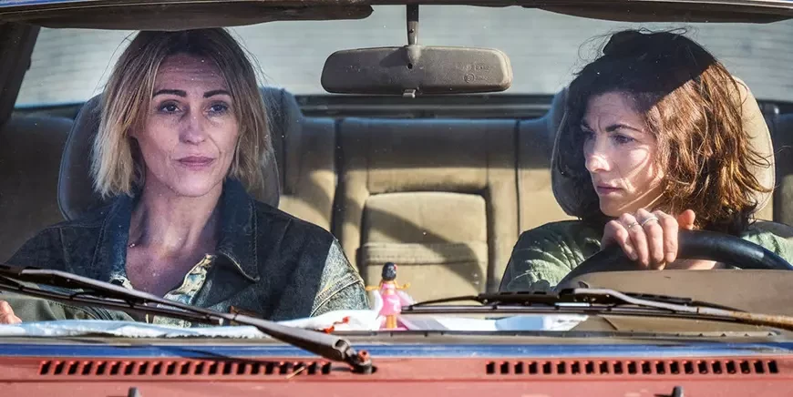 Мошенницы / Frauds (2025)