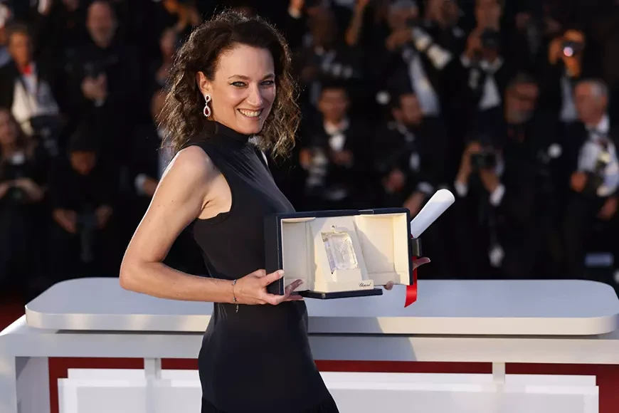 Корали Фаржа (Coralie Fargeat)