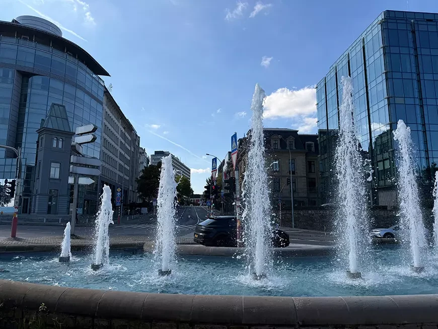 Примеры кадров, сделанных на камеру Apple iPhone 17 Pro Max