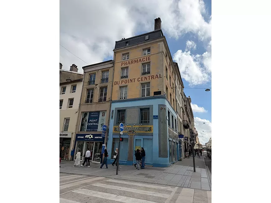 Примеры кадров, сделанных на камеру Apple iPhone 17 Pro Max