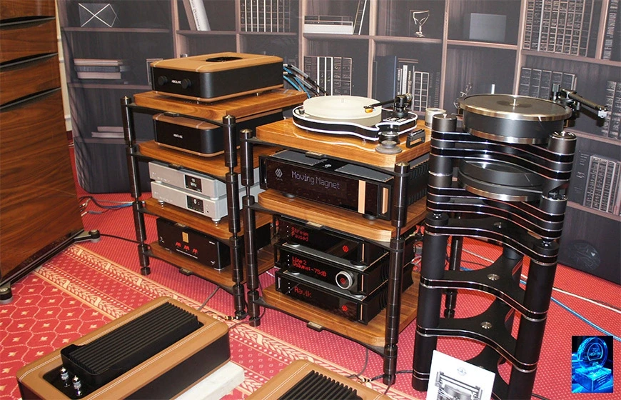 Фоторепортаж с главной российской выставки аудиотехники Hi-Fi & High End Show 2025