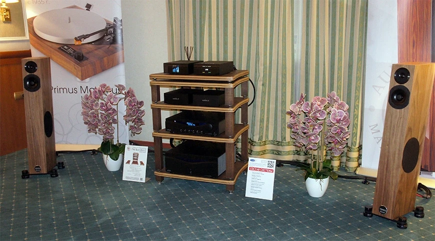 Фоторепортаж с главной российской выставки аудиотехники Hi-Fi & High End Show 2025