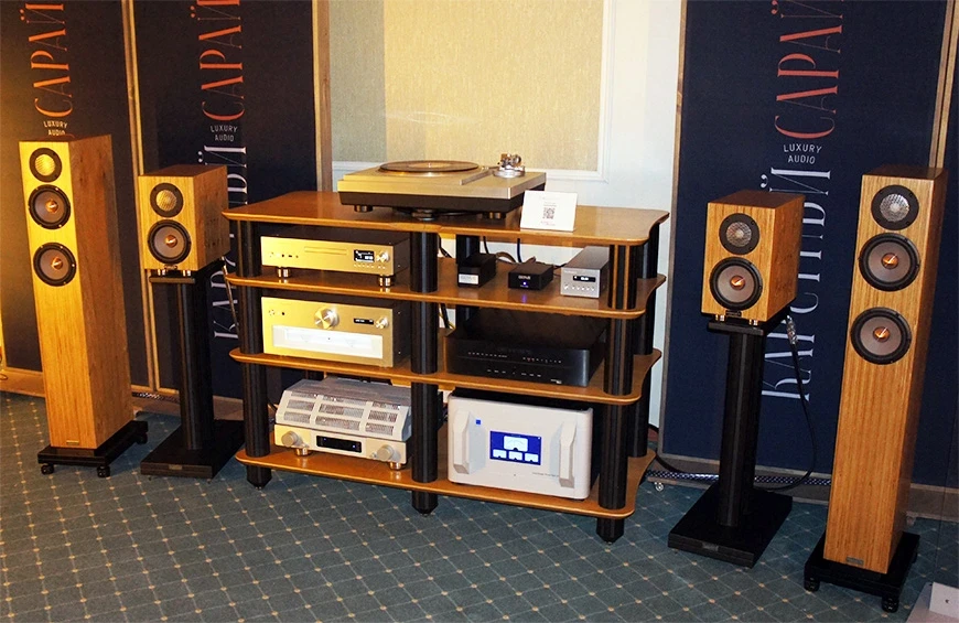 Фоторепортаж с главной российской выставки аудиотехники Hi-Fi & High End Show 2025
