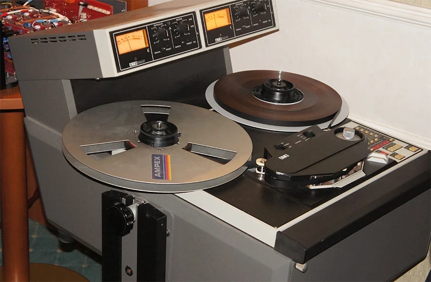 Фоторепортаж с главной российской выставки аудиотехники Hi-Fi & High End Show 2025