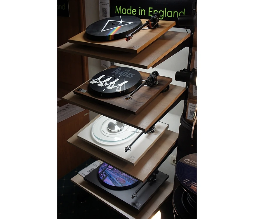 Фоторепортаж с главной российской выставки аудиотехники Hi-Fi & High End Show 2025