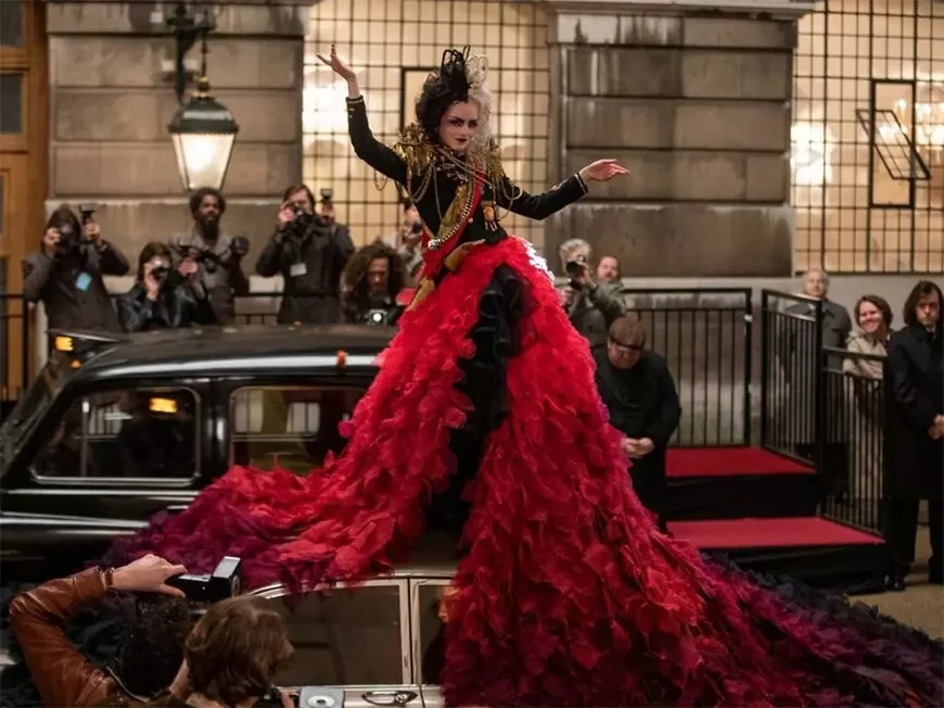 7. Круэлла / Cruella (2021)