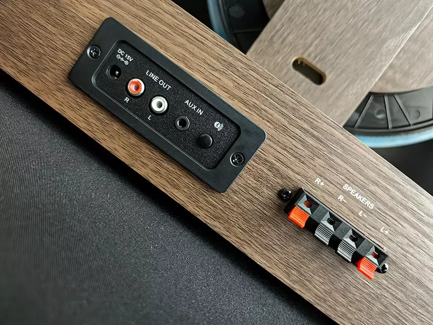 Музыкальный центр с проигрывателем винила MusicHall Fantasia Plus