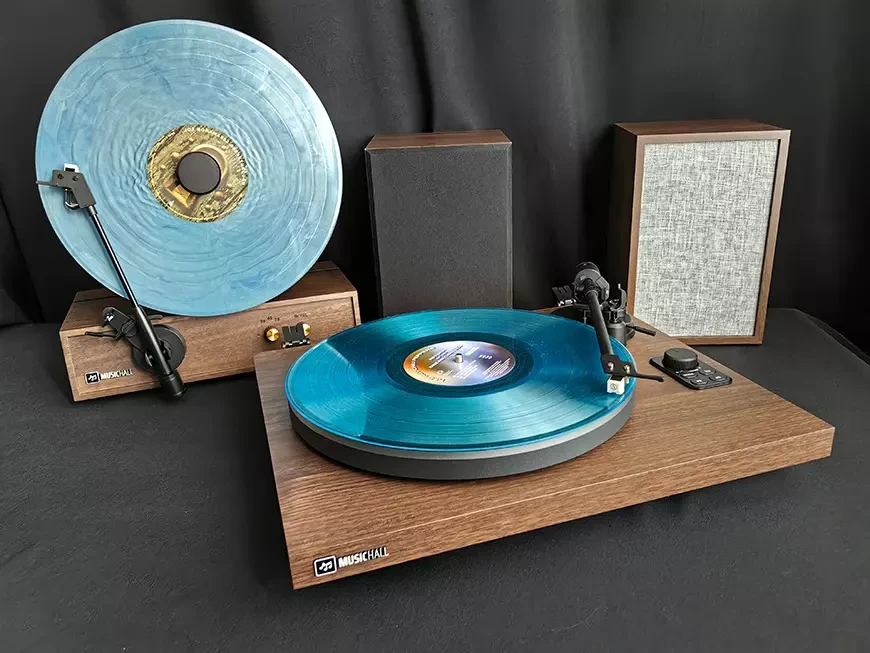 Музыкальные центры с проигрывателем винила MusicHall Fantasia Plus и MusicHall Inspiration