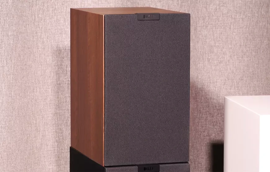 Полочные акустические системы KEF Q3 Meta