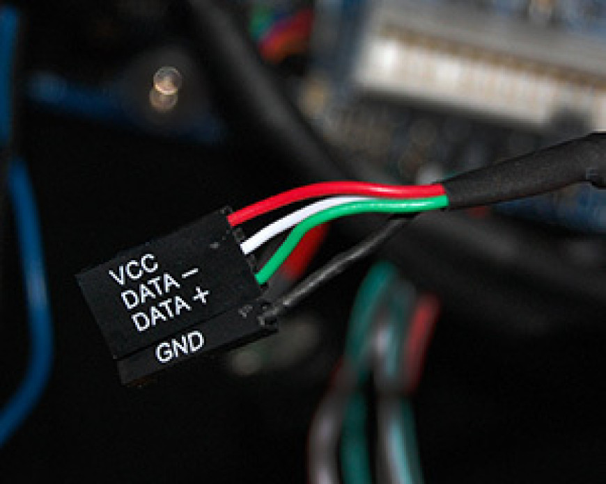 GND на усилителе