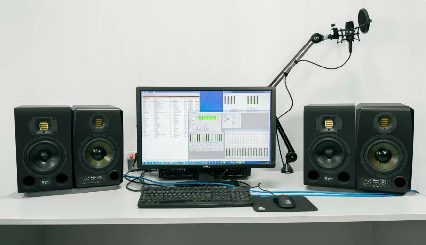 Как подключить мониторы к звуковой карте