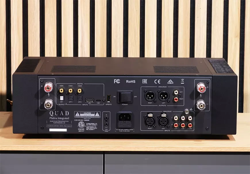Стереофонический интегральный усилитель Quad Platina Integrated