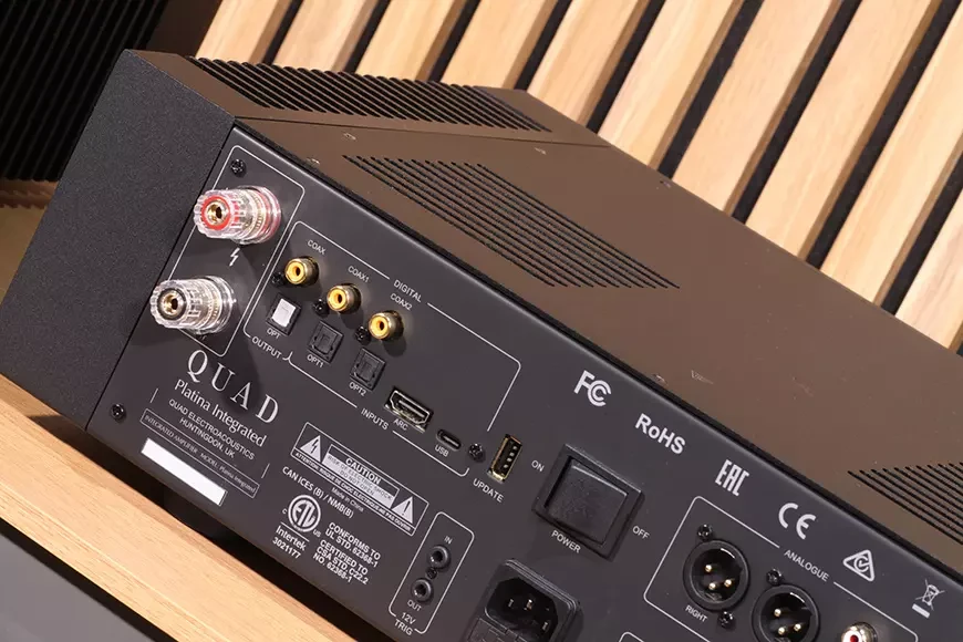 Стереофонический интегральный усилитель Quad Platina Integrated