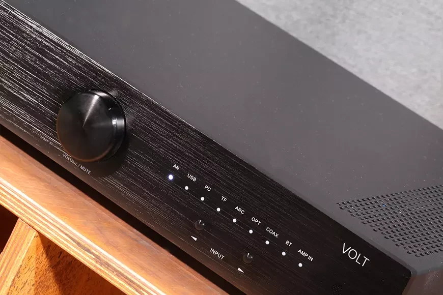 Cтереофонический интегральный усилитель Phaze Audio Volt