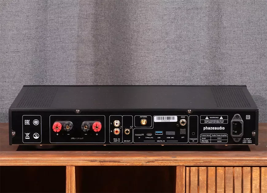 Cтереофонический интегральный усилитель Phaze Audio Volt