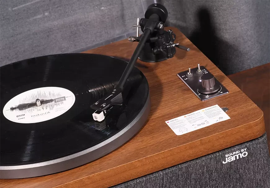 Музыкальный центр с проигрывателем винила Phaze Audio Adelle