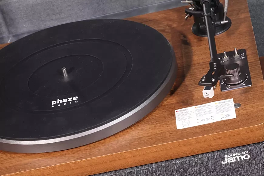 Музыкальный центр с проигрывателем винила Phaze Audio Adelle