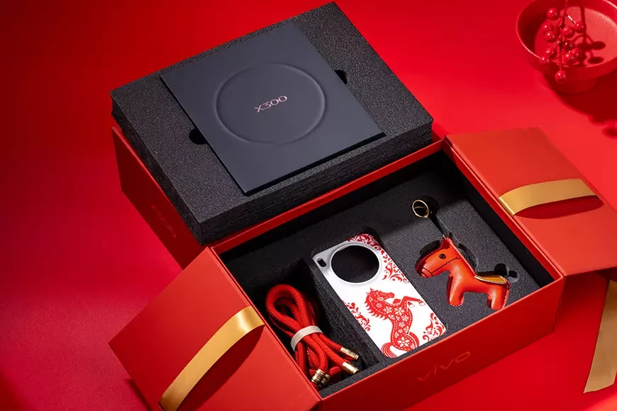 Смартфон vivo X300