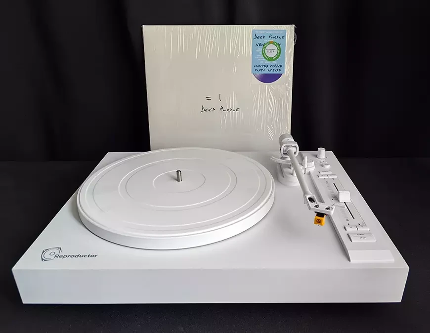 Проигрыватель виниловых пластинок Reproductor RP-300BT