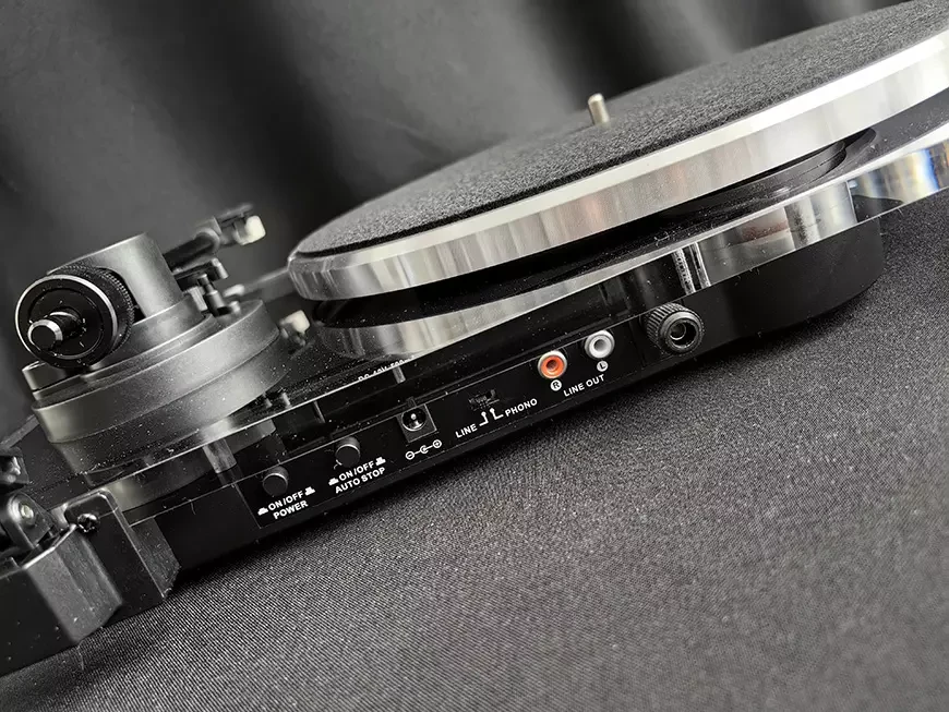 Проигрыватель грампластинок Reproductor RP-310BT