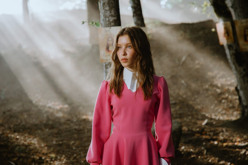 Алиса в стране чудес (2025)