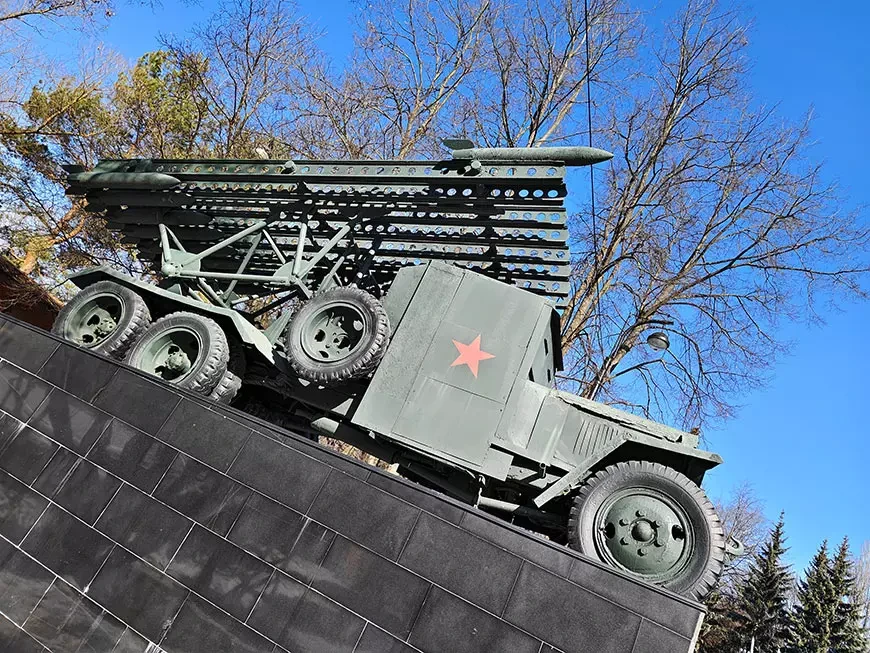 Примеры
фотографий, сделанных камерой смартфона iQOO 15R