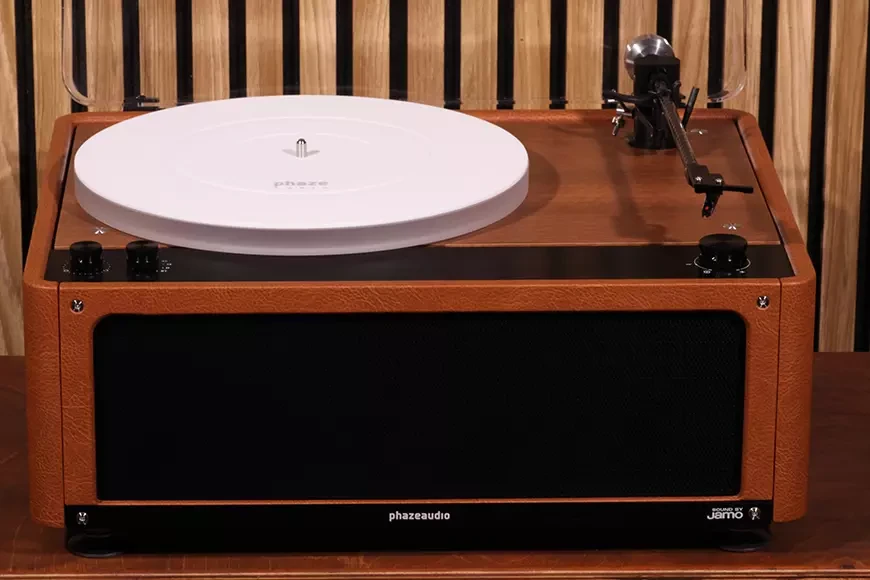 Проигрыватель виниловых пластинок со встроенной акустикой Phaze Audio Julia