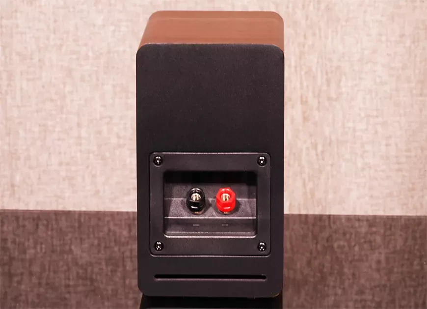Активные полочные акустические системы Premiera RS-301A