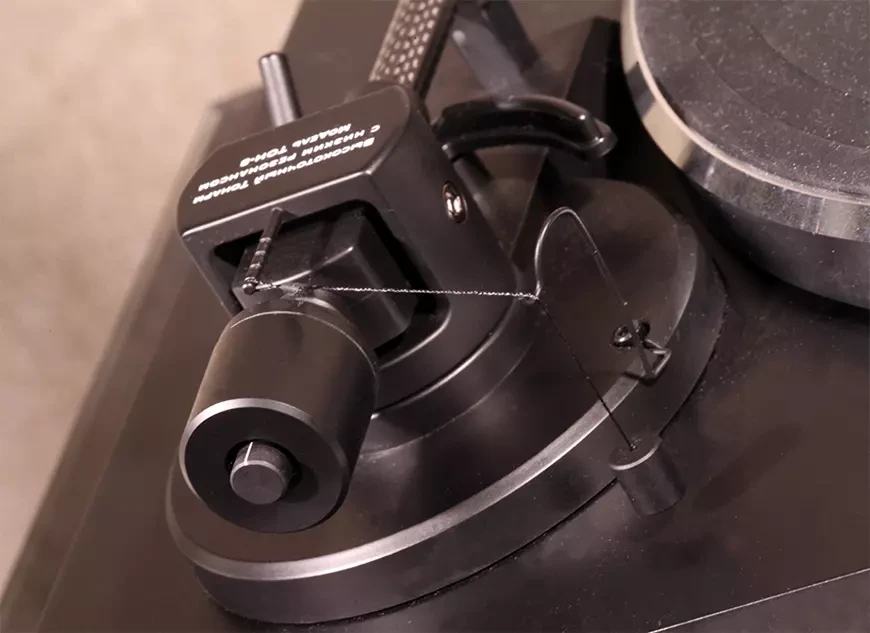 Проигрыватель виниловых пластинок Premiera T-One