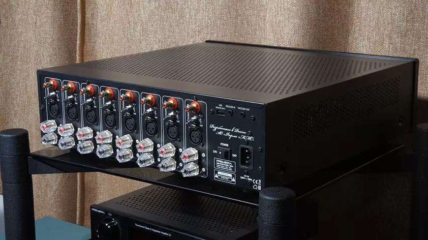 Восьмиканальный усилитель мощности Premiera D8PA