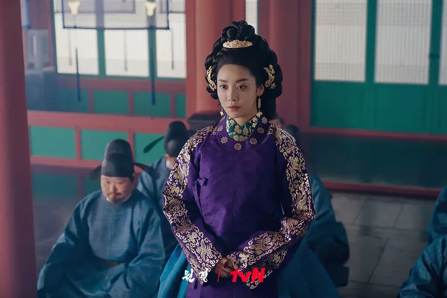 Королева Вонген / Wongyeong (2025)